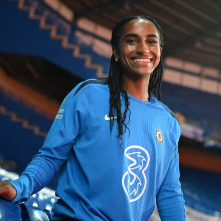 Naomi Girma Becomes First $1 Million Player in Women’s Football History